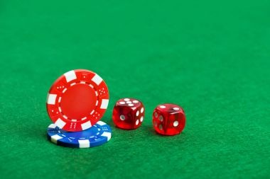 draw china platform showing live-dealer tables, slot games, and sportsbook markets on mobile
